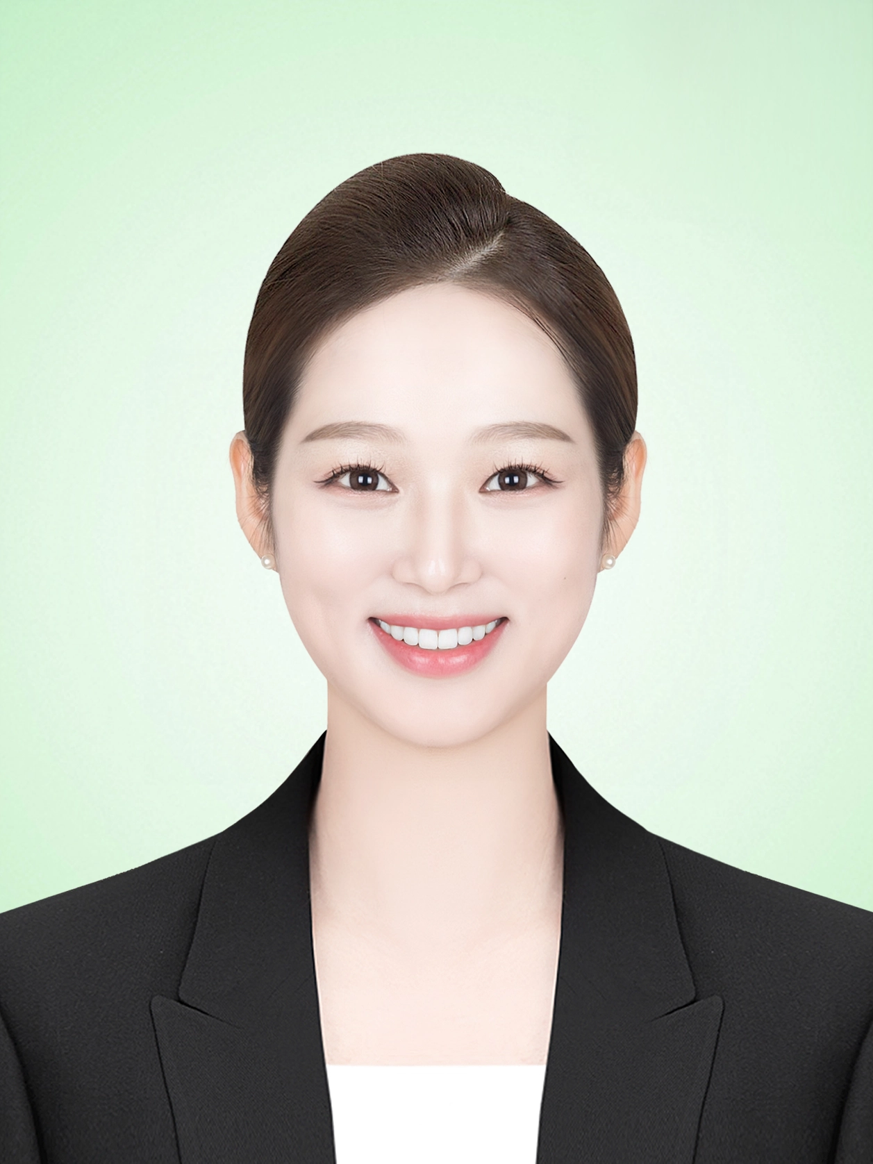 스튜어디스 면접사진 355 · 흰 배경 정면 상반신