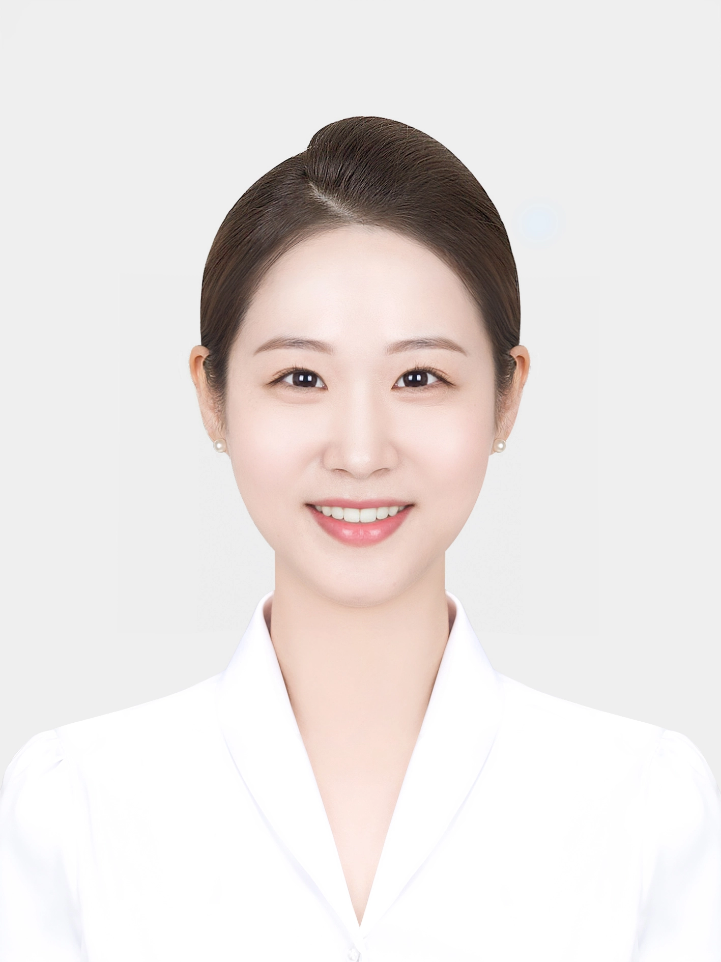 승무원사진 398 · 머릿결을 한 올씩 다듬은 결과